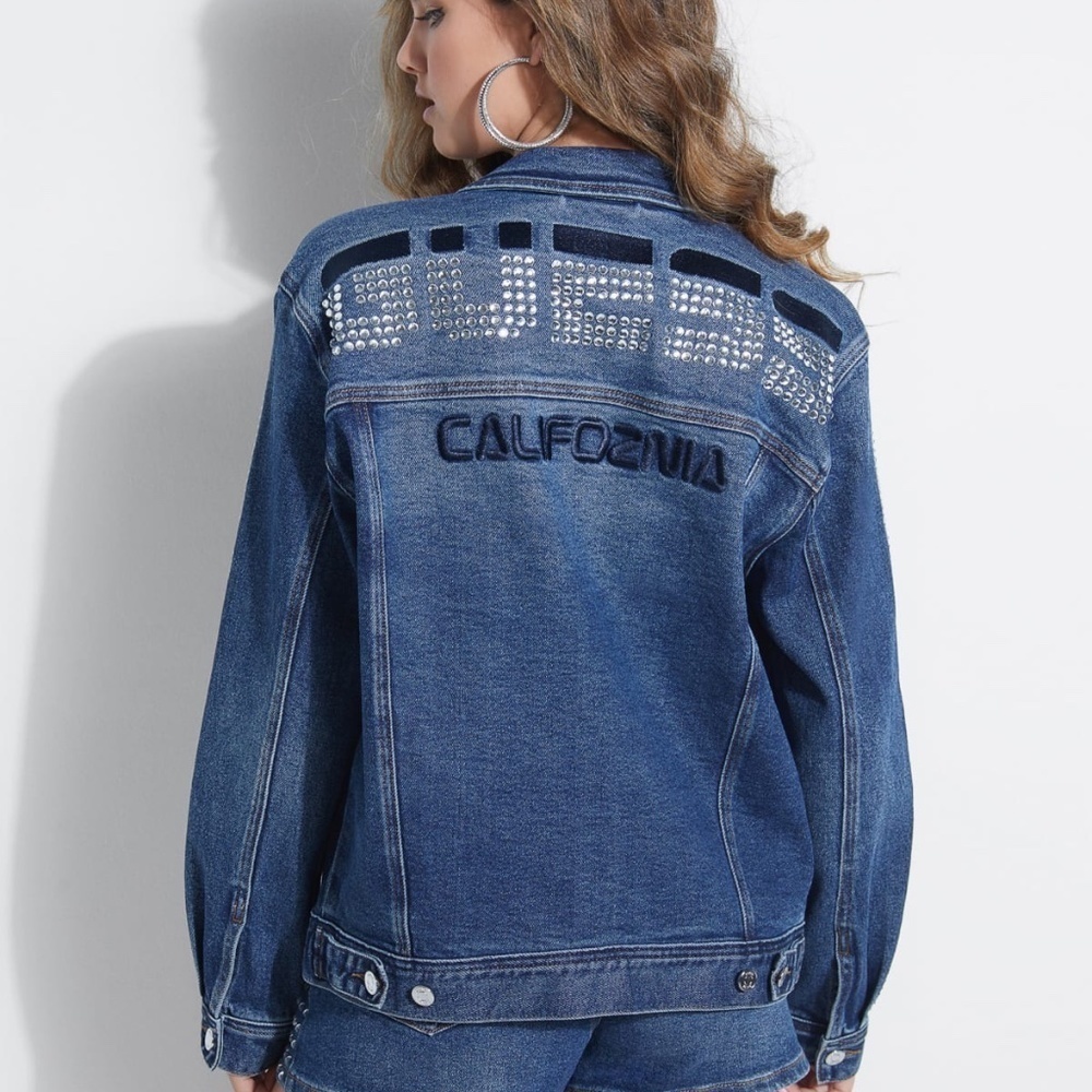 NEW GUESS Drea Embellished 90s Icon Denim Jacket